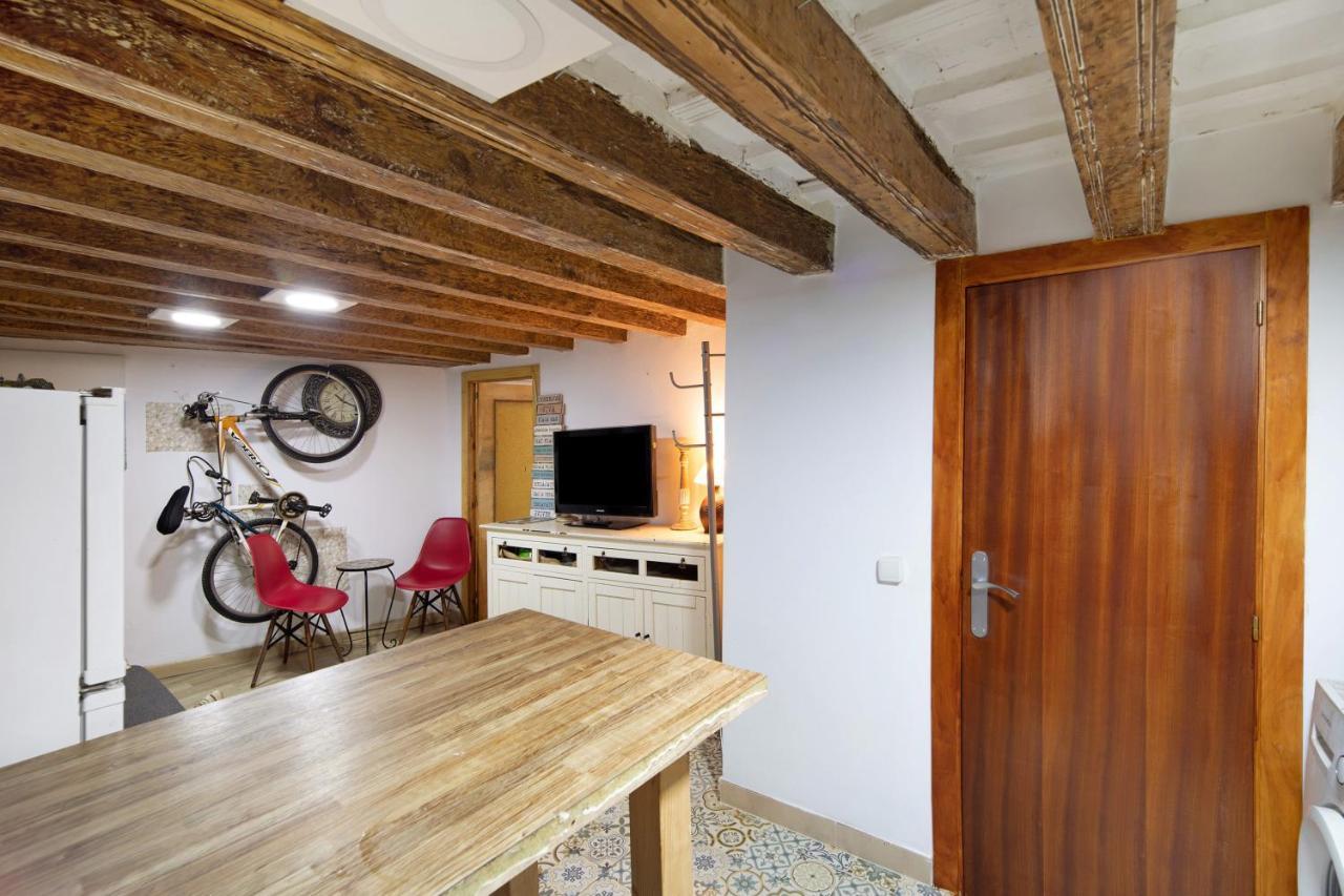 Cathedral Two Bedrooms Apartment