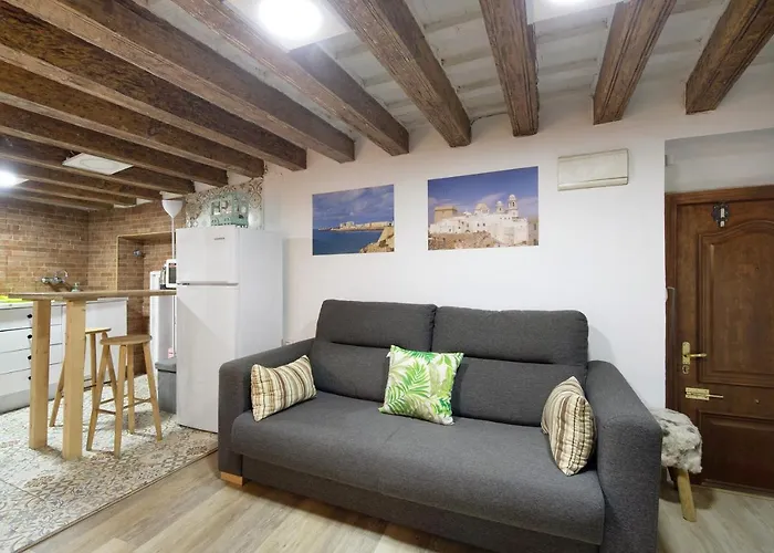 Cathedral Two Bedrooms Apartment